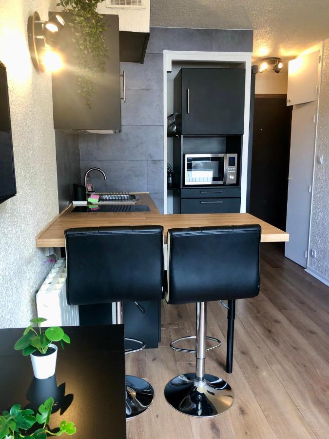 Studio Lumineux Neuf Dans L'Hyper Centre Avec Vue Chamonix Exterior foto